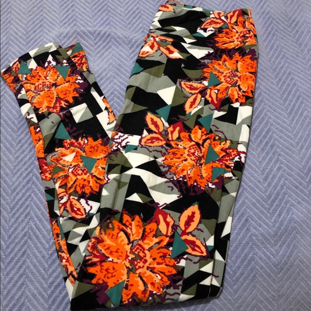 Lularoe OS Leggings (Damaged Seam)